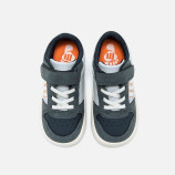 Deportiva Azul Free. Mustang