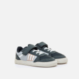 Deportiva Azul Free. Mustang